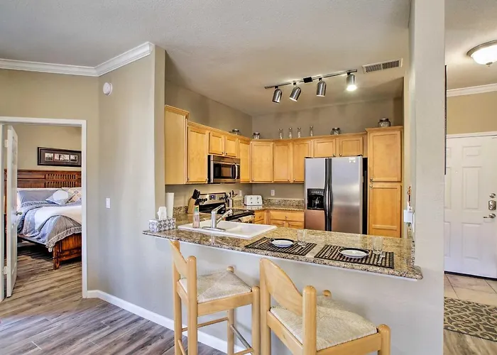 < 1 Mi To Quarter! W/ Pool Holiday home