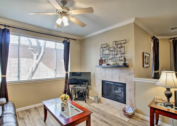 < 1 Mi To Quarter! W/ Pool Scottsdale