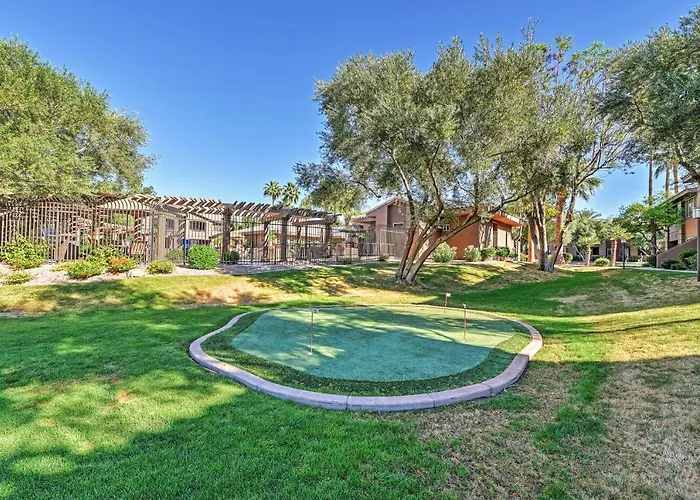 < 1 Mi To Quarter! W/ Pool Holiday home Scottsdale