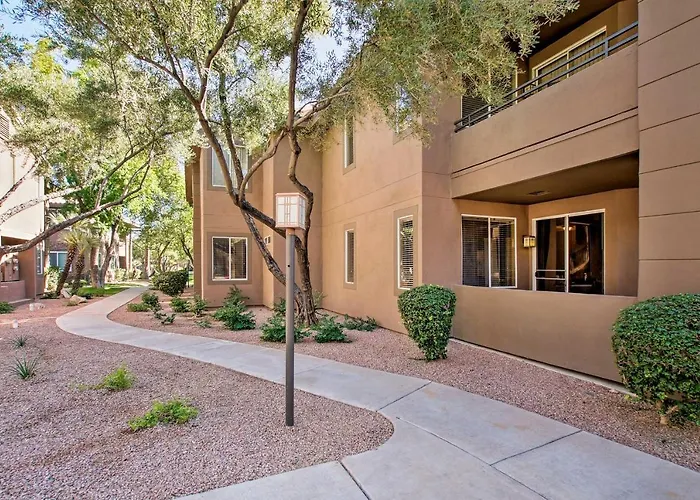 < 1 Mi To Quarter! W/ Pool * Scottsdale